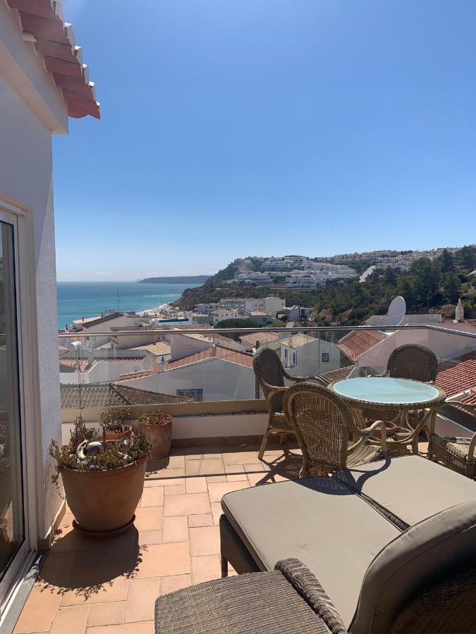 Casa Pedro In Salema - Oceanview & Beach Luaran gambar